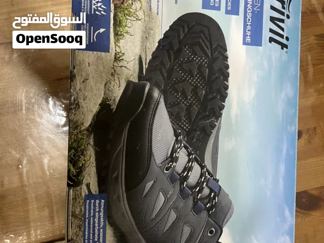بوت اوروبي جديد مقاس 40
