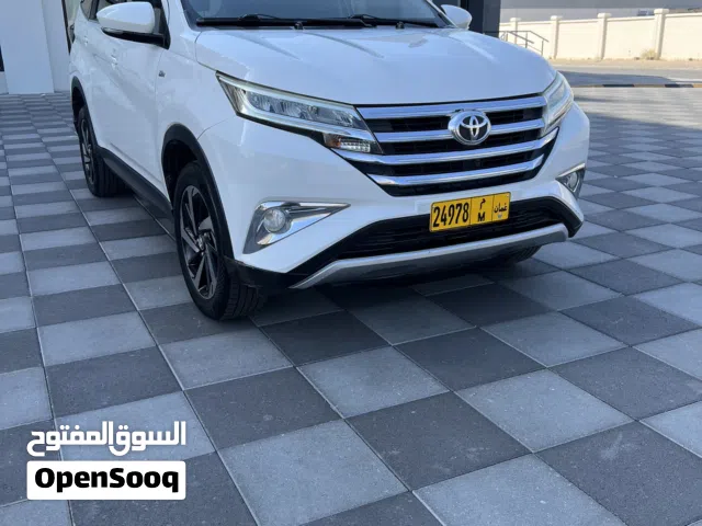 2020 تويوتا رش Standard