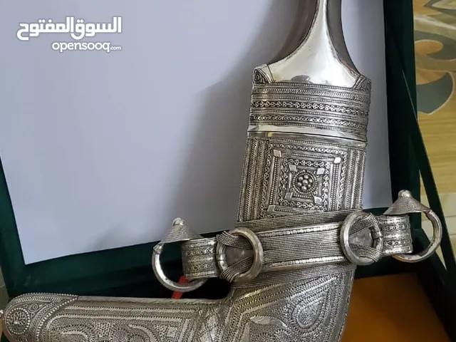 خنجر قرن زراف هندي قديمة