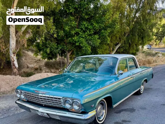 أقدم من 1970 شيفروليه امبالا Standard