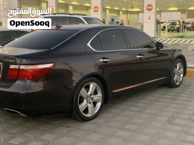 Lexus LS 460 موديل 2008