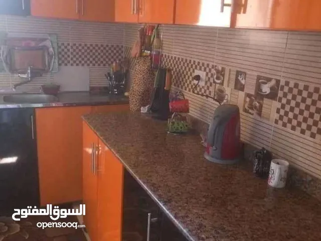 مطبخ اكريلك تركي استخدام بسيط معاه رخام اسود