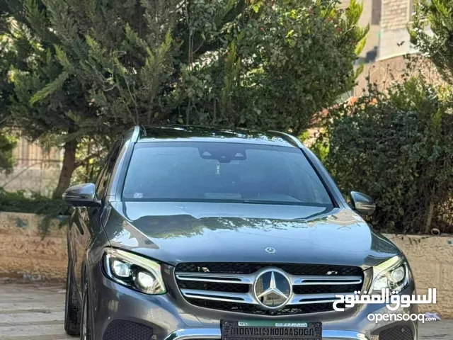 جيب مرسيدس GLC 350e هايبرد-plug in فل الفل مش ناقصو برغي