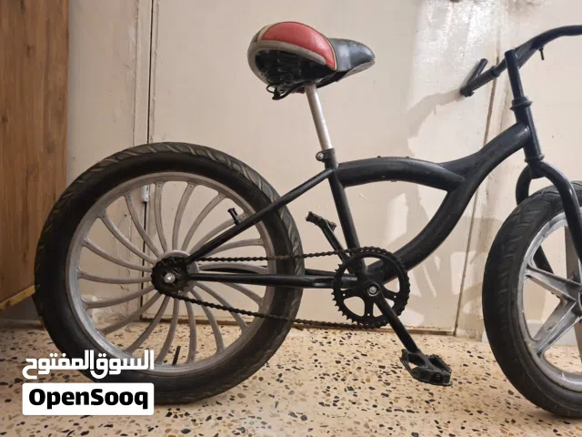 دراجة كروزر مميزة (Fat Bike) مقاس 20 - شكل هيبة واستعمال نظيف