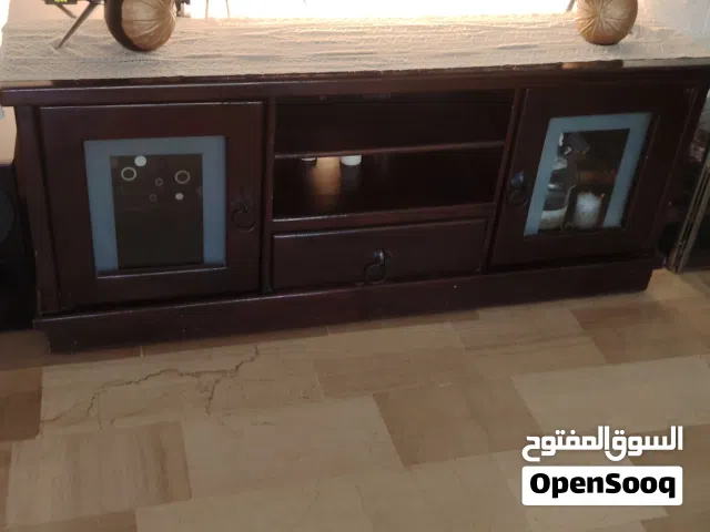 طاولة تلفاز للببع
