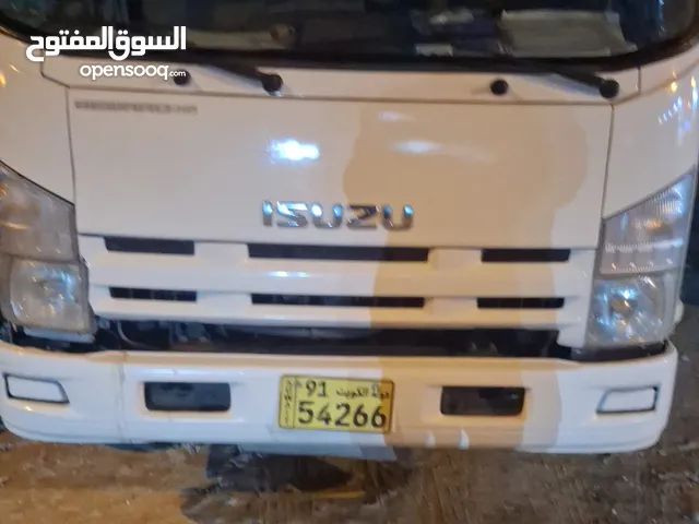 نصف شاحنه صهريج محروقات بحاله جيده جدا موديل 2017 الرجاء الاتصال للجادين فقط