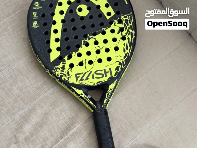 للبيع مضرب بادل