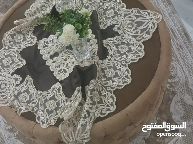 طاولة وسط حجم كبير متر