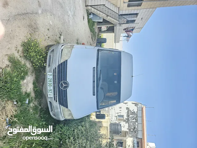 مارسيدس سبرينتر 411 موديل 2002 للبيع