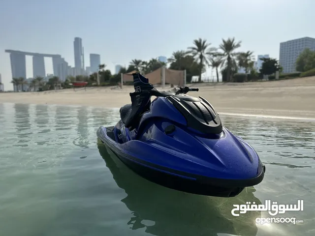 جت سكي ياماها 2010- 2 ستروك مع جالوصة شبه جديدة