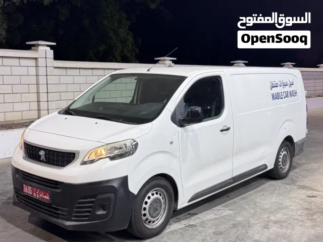 2019 بيجو اكسبرت Combi