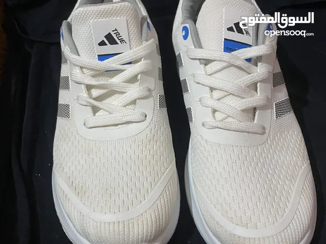 sport shoes for sale