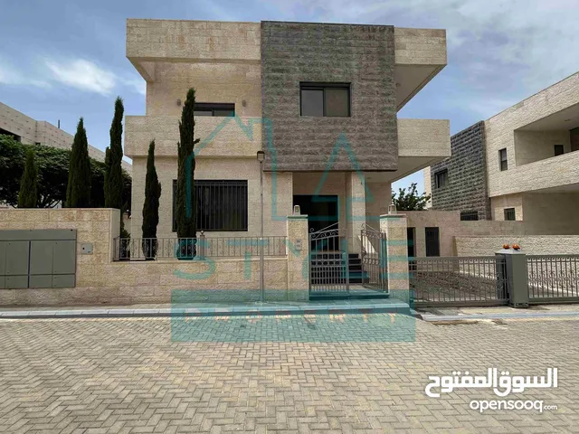 450 m2 3 Bedrooms Villa for Sale in Amman Umm Al-Amad