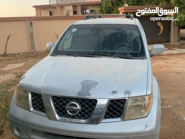 Used Nissan Pathfinder in Tripoli