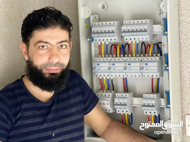كهربائي وسباك صباغ وجبسون بورد عمل برتيشن واسقف معلقه تركيب باركيه spc تركيب ابواب upvc مع الضمان