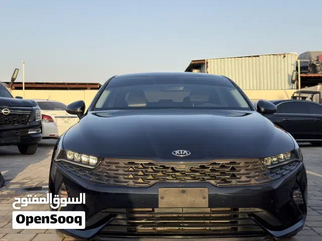 2021 كيا K5 Standard