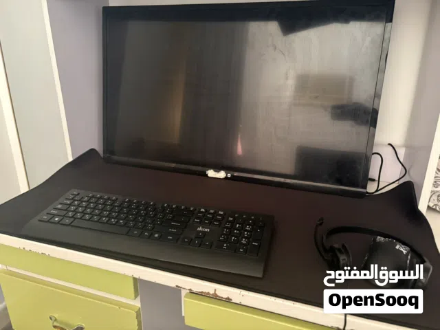 للبيع شاشه (تفاصيل في الوصف)