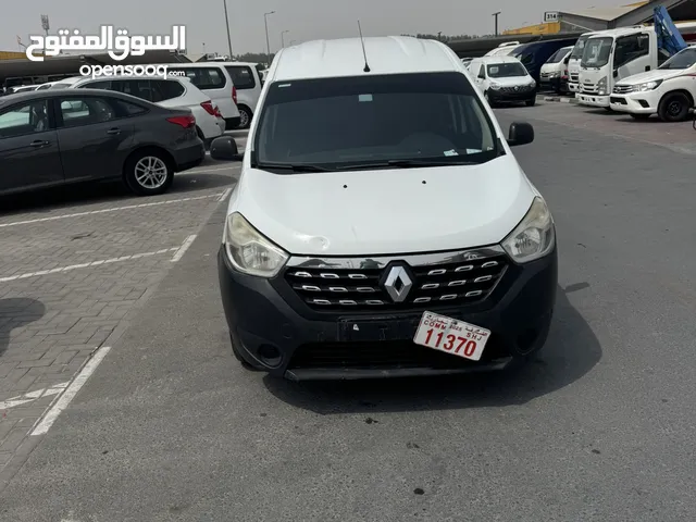 رينو دوكر فإن حالة ممتازة