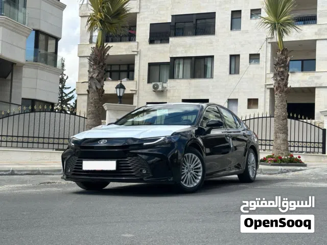 2025 تويوتا كامري E Plus HEV