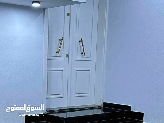 380 m2 4 Bedrooms Villa for Sale in Tripoli Souq Al-Juma'a
