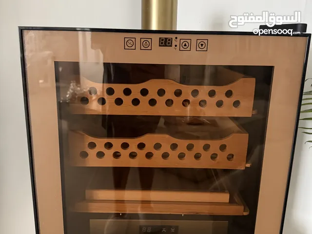 Luxury cigar chiller
