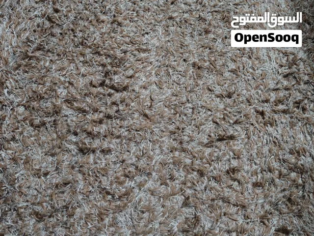 غرفة ضيوف كاملة للبيع بداعي التحديث