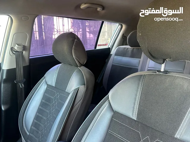 ترخيص وتأمين 11 شهر