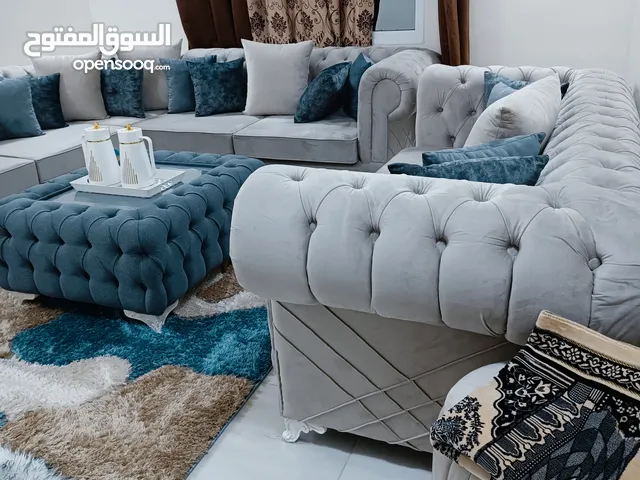 كنب للبيع بحال الوكالة
