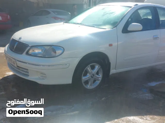 2001 Nissan Sunny SL