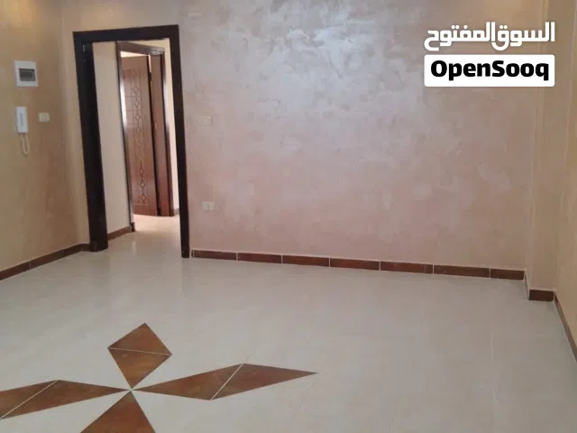 شقة سكنية فارغة للإيجار