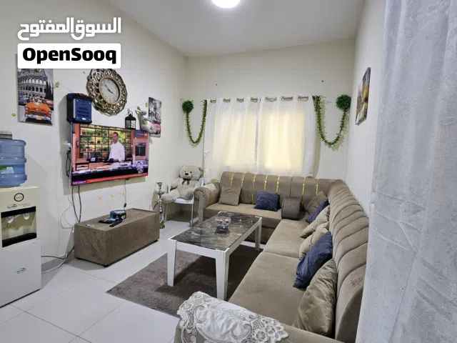 غرفه وصاله مفروشه بالكامل شامله نت وكهرباء ومياه وباركن فقط 3000درهم شهريا