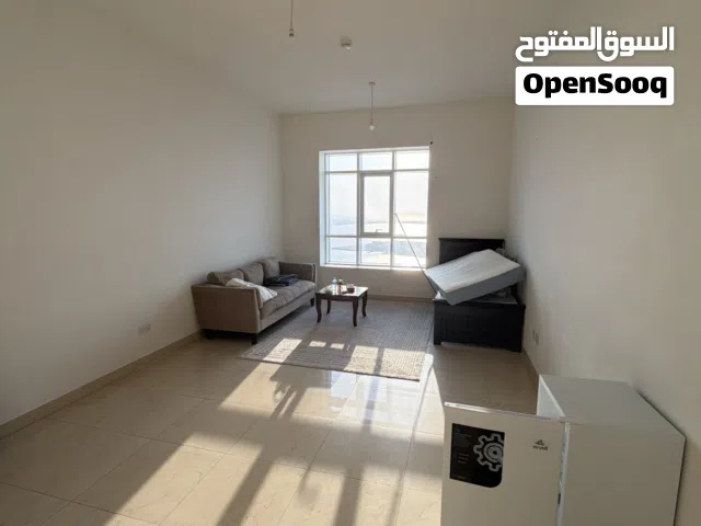 Living room for rent with view of corniche
