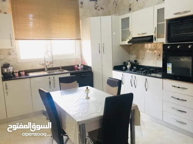 200 m2 3 Bedrooms Apartments for Sale in Benghazi Al Hada'iq