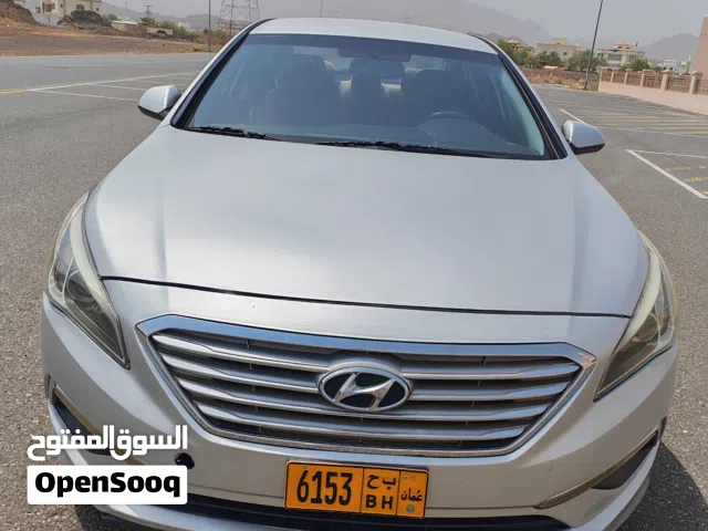 Used Hyundai Sonata in Al Dakhiliya