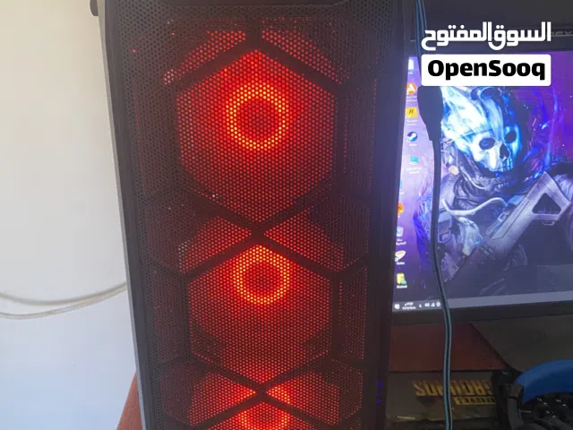 كمبيوتر للبيع