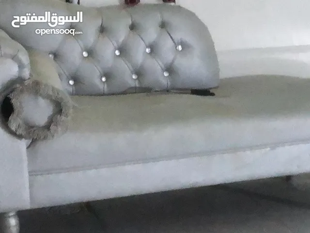 سعرها 100 واحده فقط