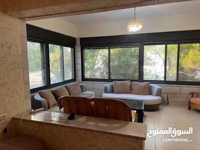 شق مفروشه للايجار لموظفات في رام الله التحتا