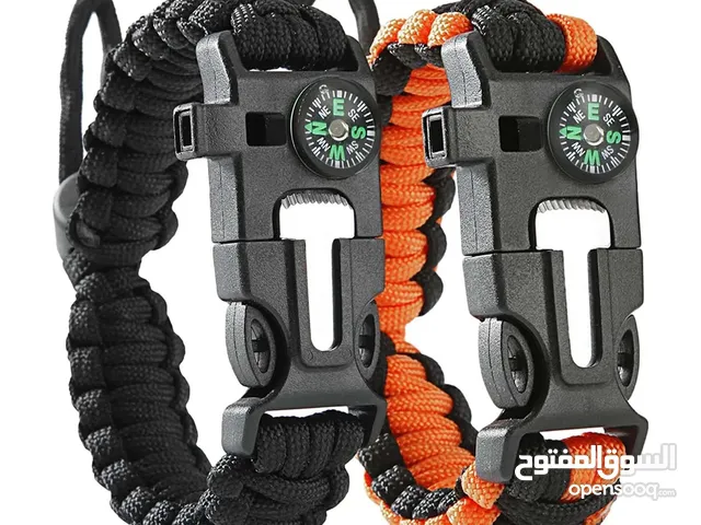 2 Paracord survival bracelet