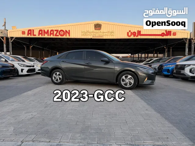 2023 هيونداي النترا SE