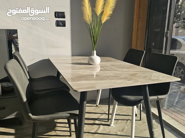 طاولات سفرة رخام مع 6 كراسي