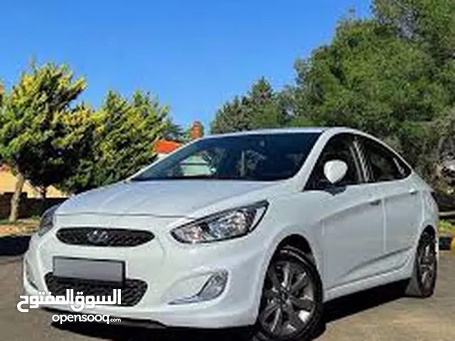 اريد اشتري سيارة مطلوبه للمصرف ( اكسنت كورولا ) بسعر معقول ومناسب