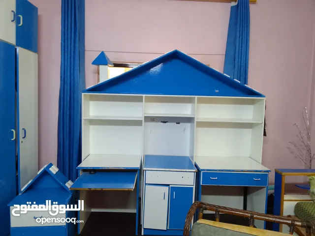 غرفة نوم شبابي.للبيع.مع سرير  عدد 2
