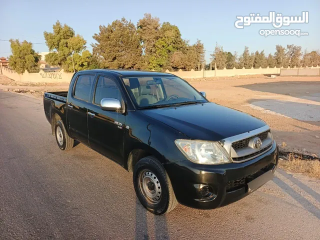 Used Toyota Hilux in Zarqa