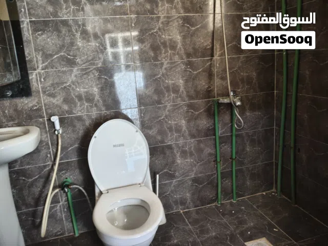 استوديو بفيلا بالعذيبه الشاطئ قريب من البحر ويوجد شقق وغرف واستوديوهات بفرش وبدون فرش