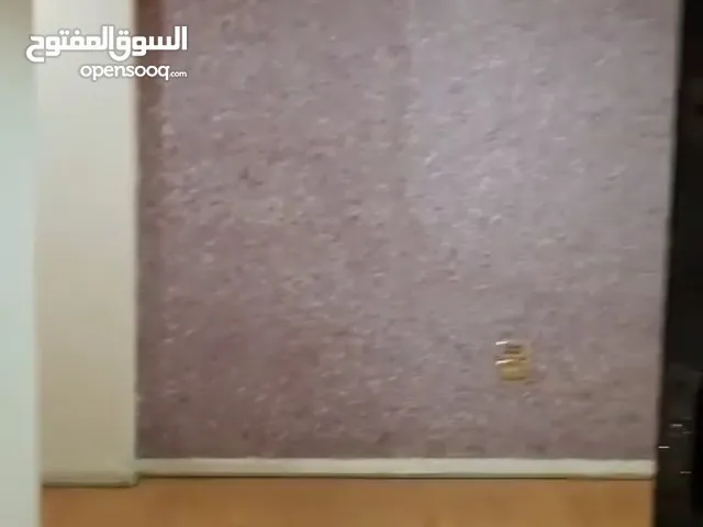 مكتب للايجار موقع مميز جدا شارع فيصل الرئيسى