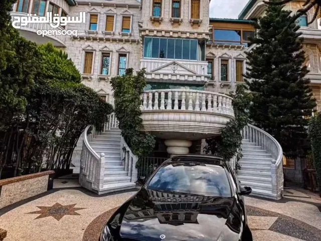 مرسيدس E220