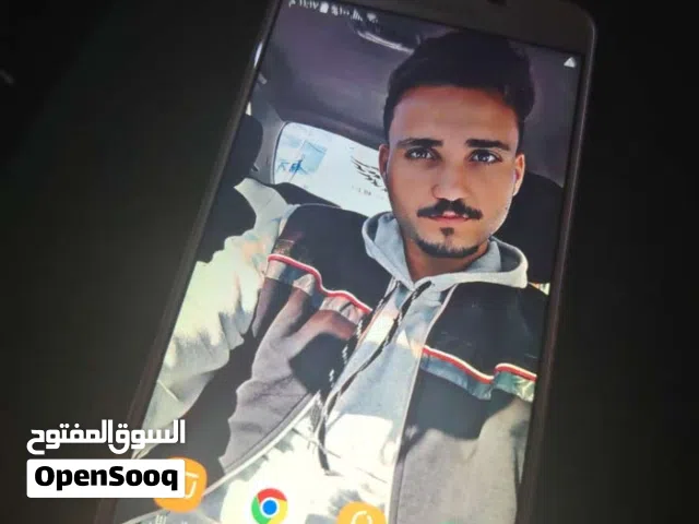 التواصل واتس