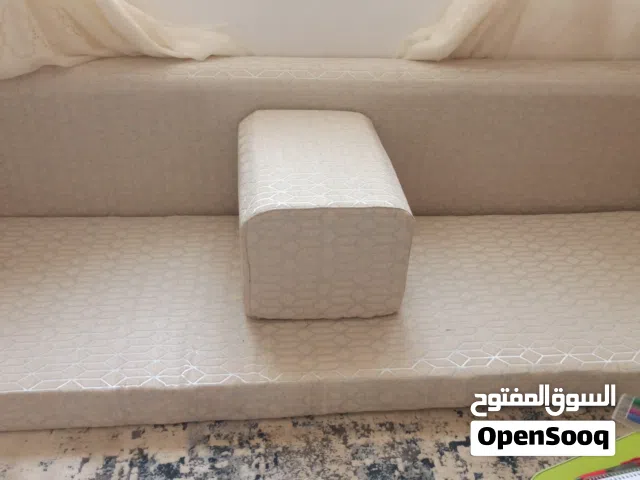 جلسة أرضيه عدد 2 سعرهم 20 دينار