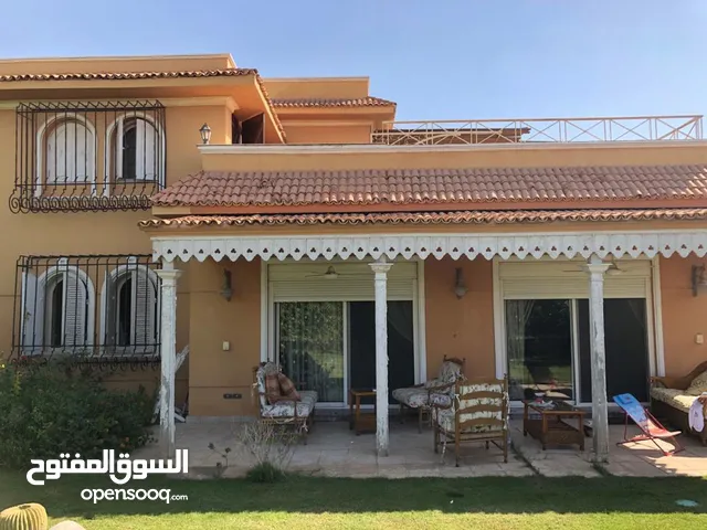 275m2 3 Bedrooms Villa for Sale in Giza 6th of October