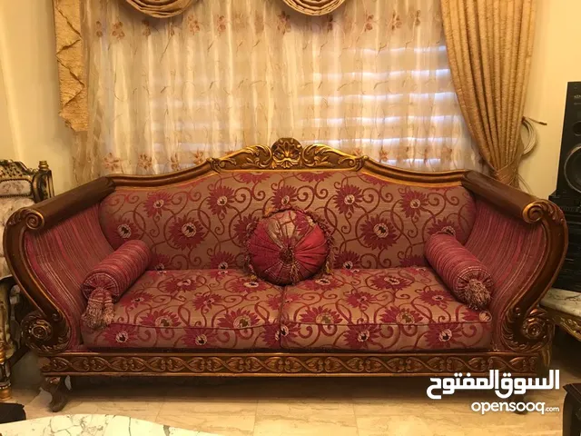 طقم كنب حفر زان فاخر لون فوشي جميل جدا